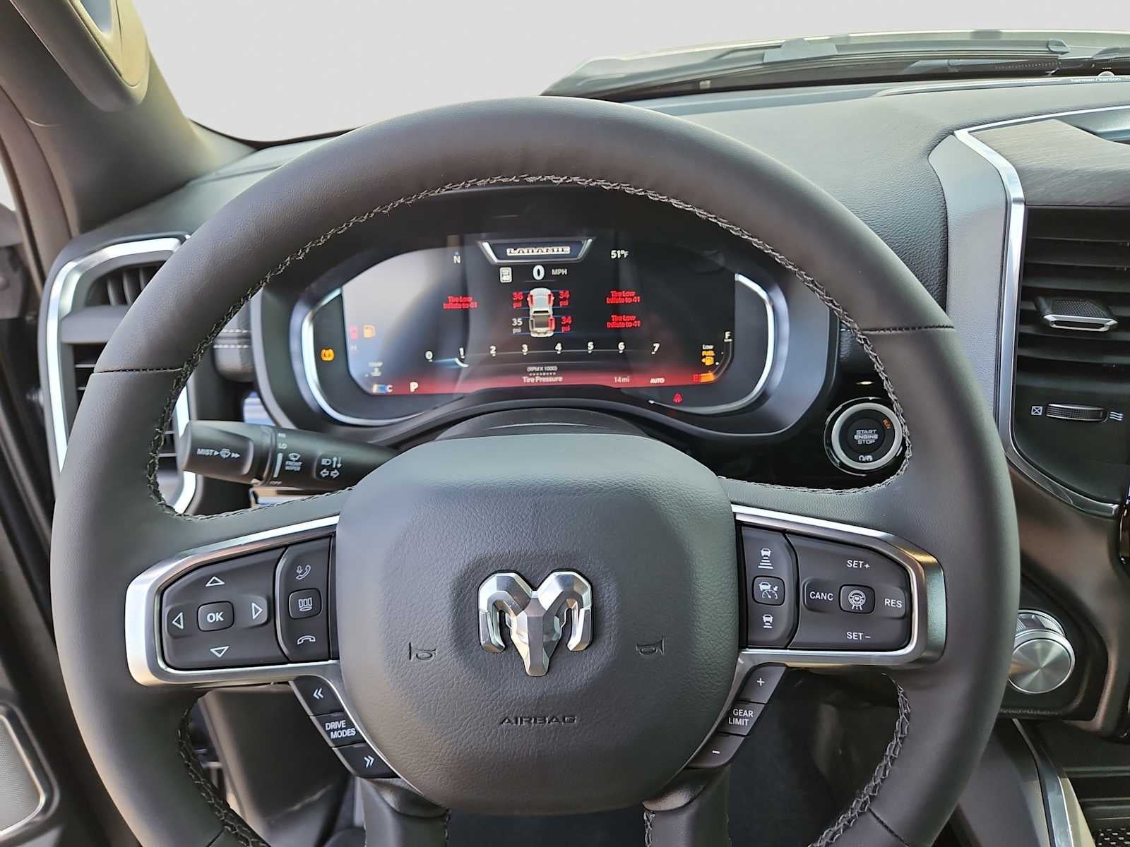 2026 RAM Ram 1500 RAM 1500 LARAMIE CREW CAB 4X2 5'7' BOX