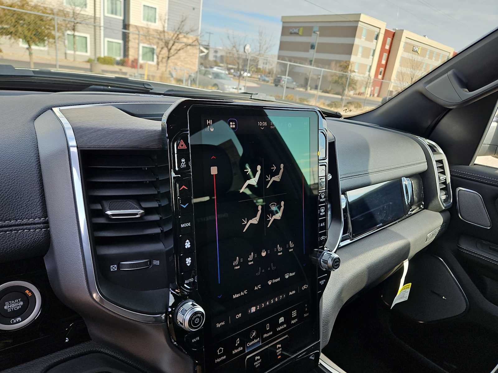 2026 RAM Ram 1500 RAM 1500 LARAMIE CREW CAB 4X2 5'7' BOX