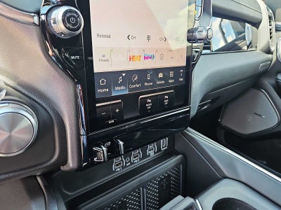 2026 RAM Ram 1500 RAM 1500 LARAMIE CREW CAB 4X2 5'7' BOX