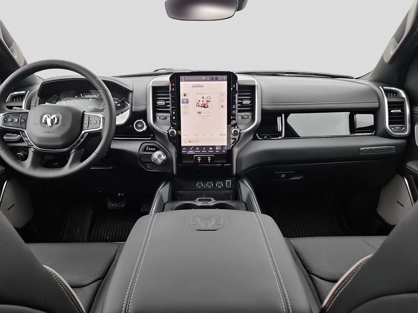 2026 RAM Ram 1500 RAM 1500 LARAMIE CREW CAB 4X2 5'7' BOX