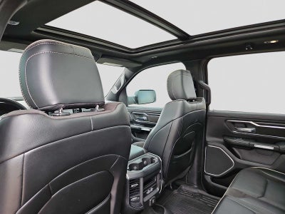 2023 RAM 1500 Laramie Crew Cab 4x2 5'7' Box