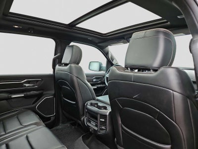 2023 RAM 1500 Laramie Crew Cab 4x2 5'7' Box
