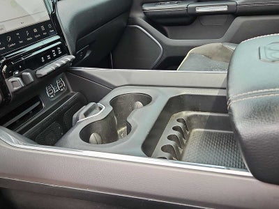 2023 RAM 1500 Laramie Crew Cab 4x2 5'7' Box