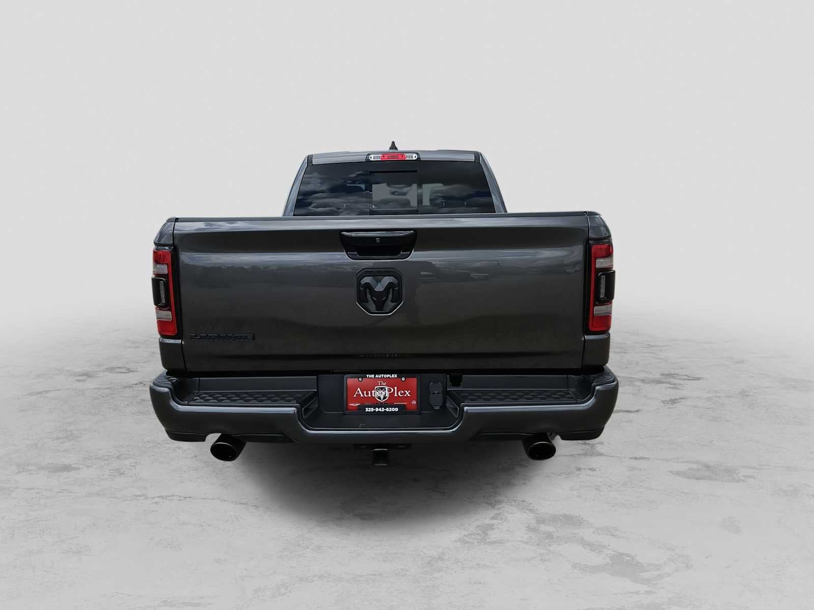 2023 RAM 1500 Laramie Crew Cab 4x2 5'7' Box