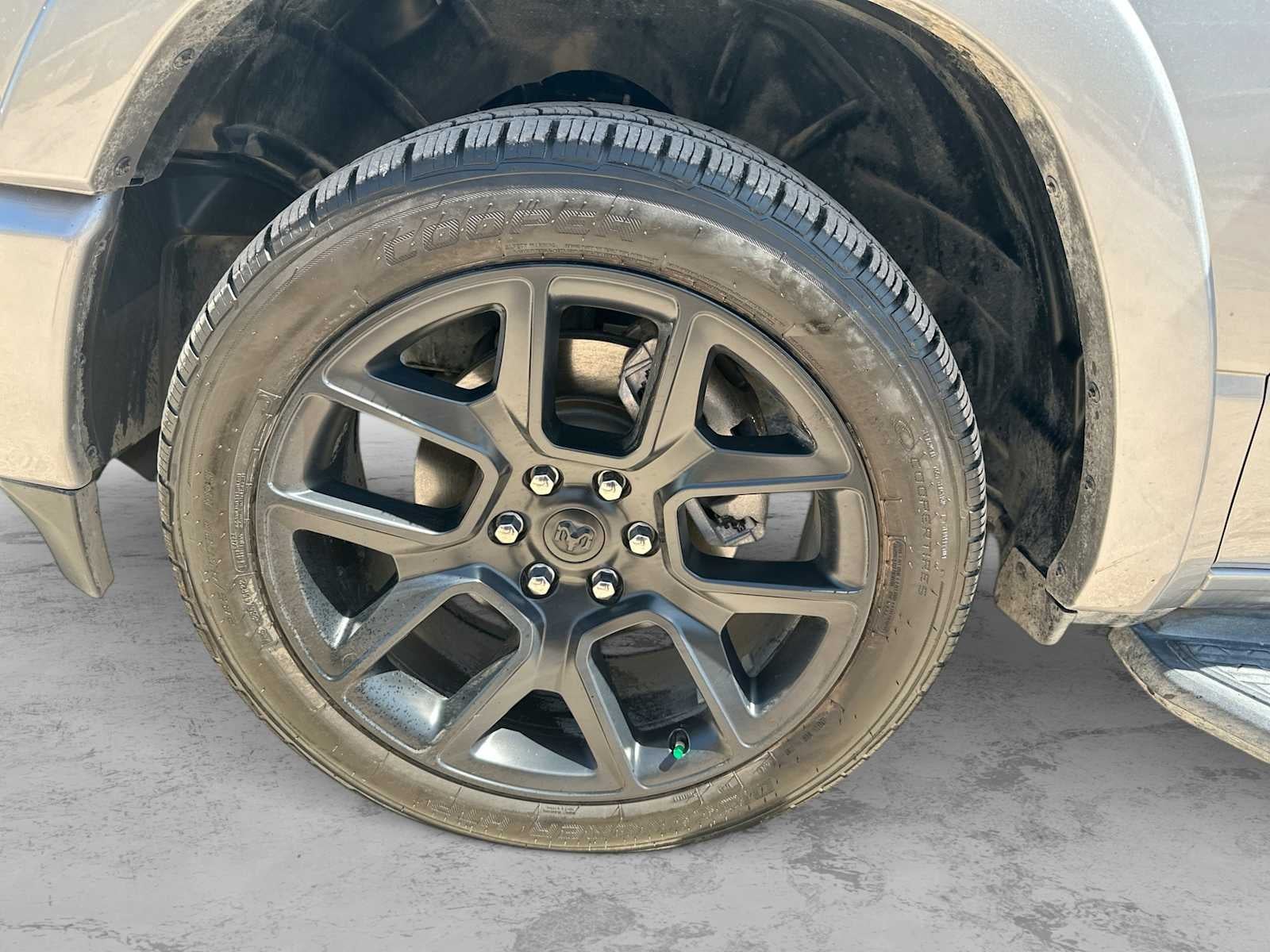 2021 RAM 1500 Laramie Crew Cab 4x2 5'7' Box