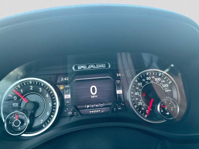 2021 RAM 1500 Laramie Crew Cab 4x2 5'7' Box