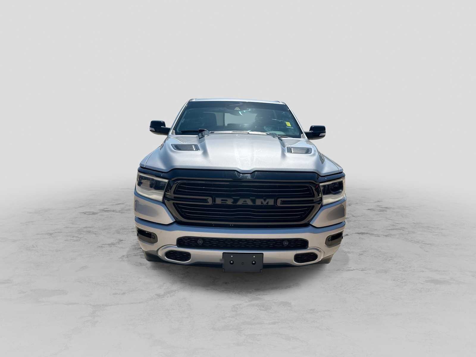 2021 RAM 1500 Laramie Crew Cab 4x2 5'7' Box