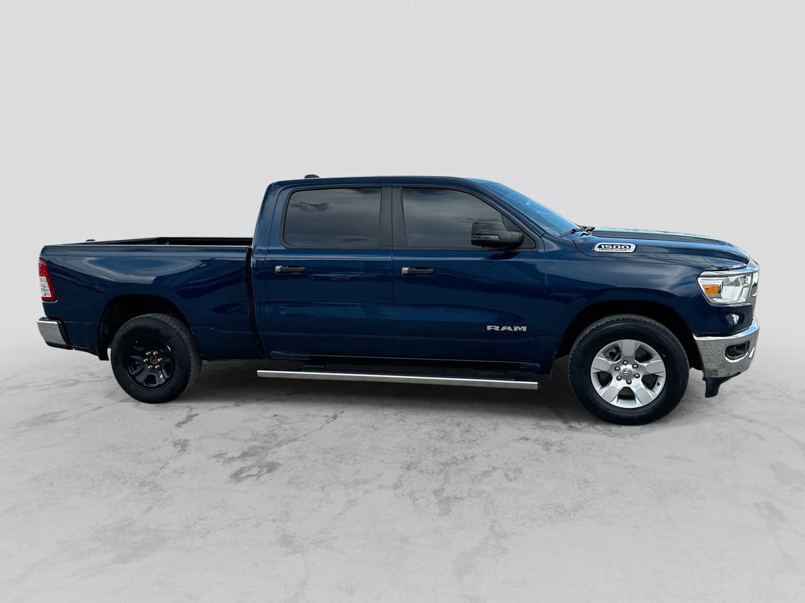 2024 RAM 1500 Lone Star Crew Cab 4x2 6'4' Box