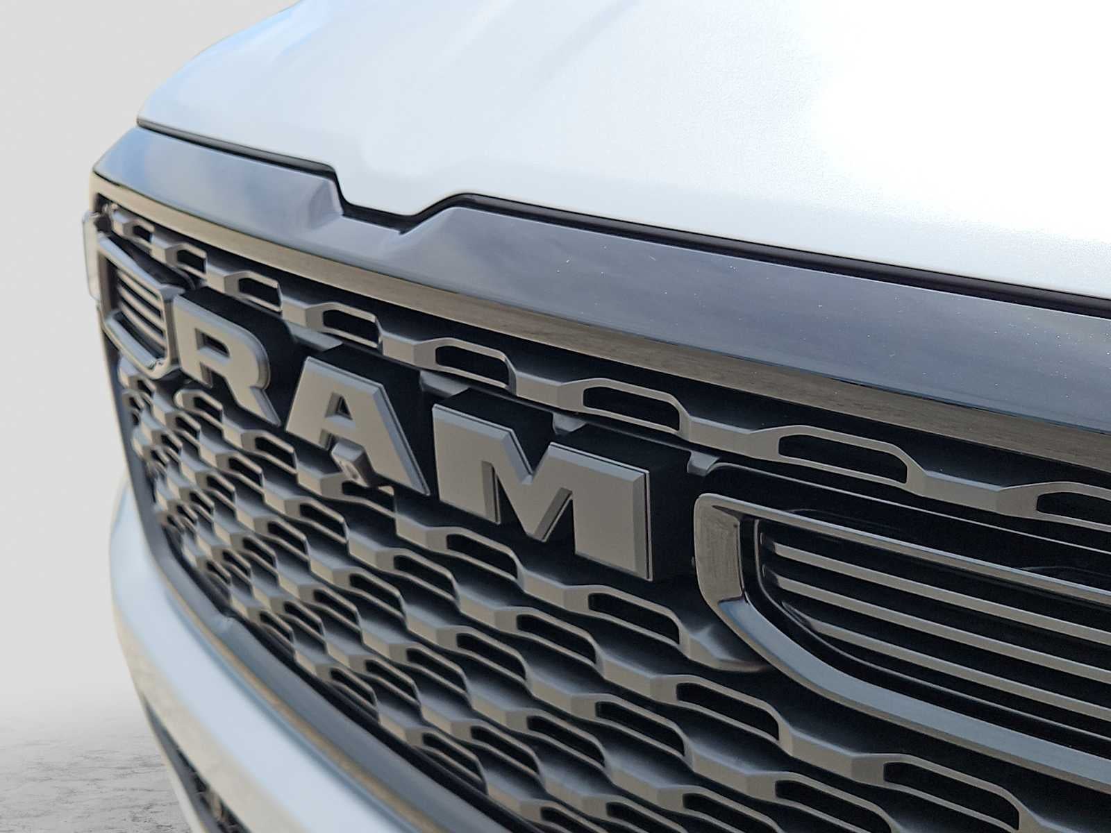 2026 RAM 1500 RAM 1500 EXPRESS CREW CAB 4X4 5'7' BOX