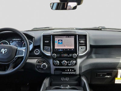 2026 RAM 1500 RAM 1500 EXPRESS CREW CAB 4X4 5'7' BOX