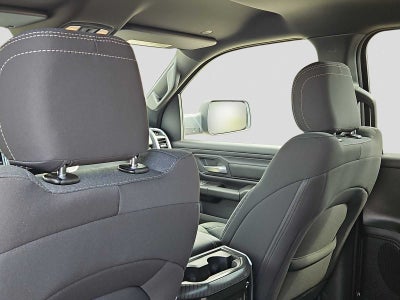 2026 RAM 1500 RAM 1500 EXPRESS CREW CAB 4X4 5'7' BOX