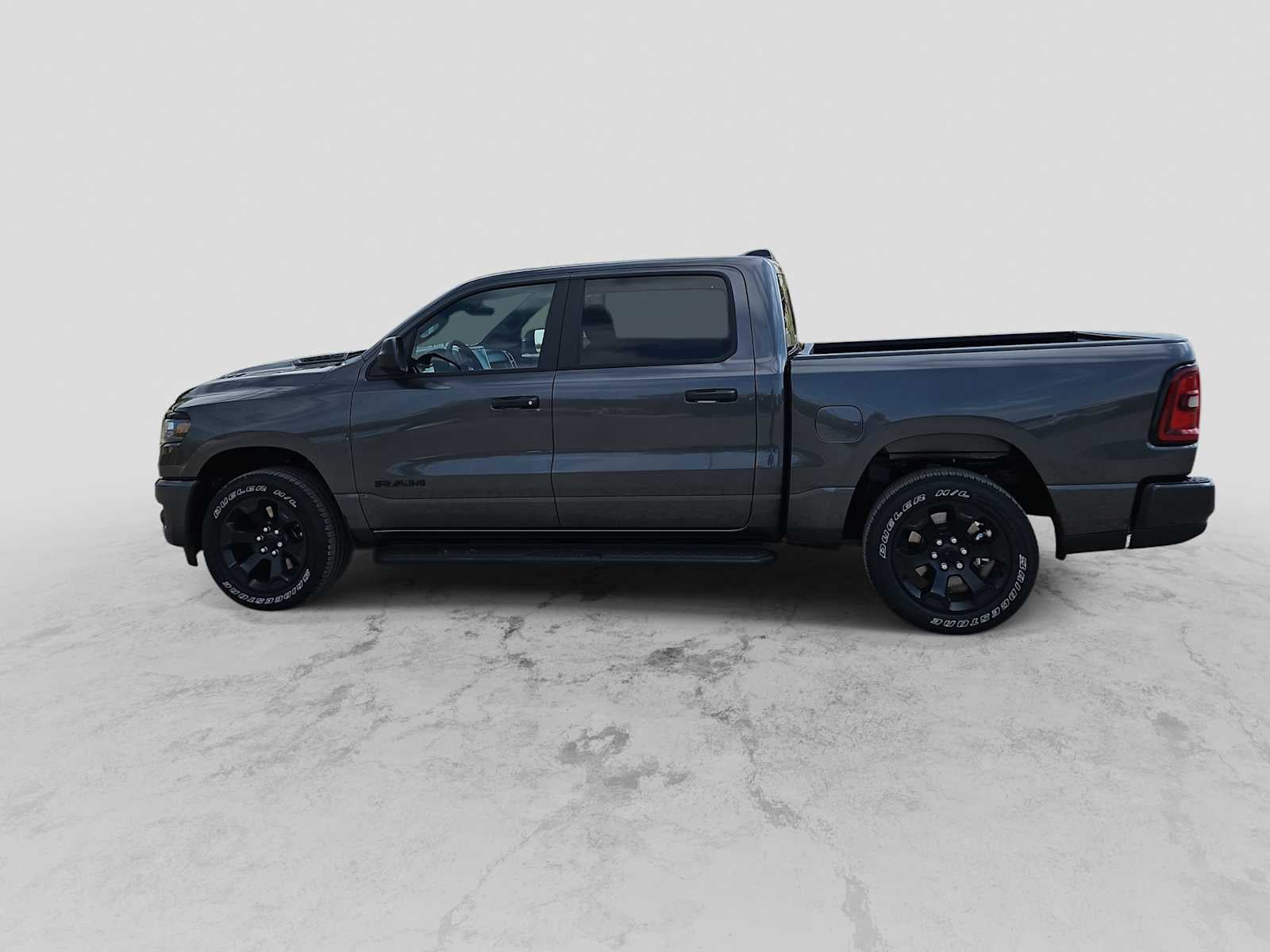 2026 RAM 1500 RAM 1500 EXPRESS CREW CAB 4X4 5'7' BOX
