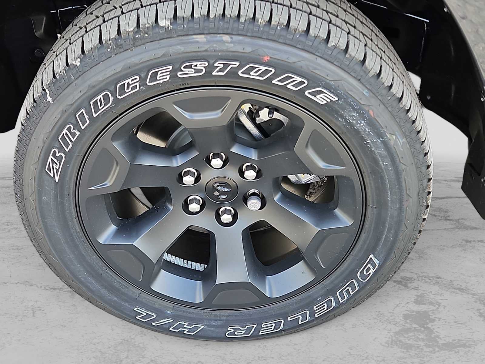 2026 RAM 1500 RAM 1500 EXPRESS CREW CAB 4X4 5'7' BOX