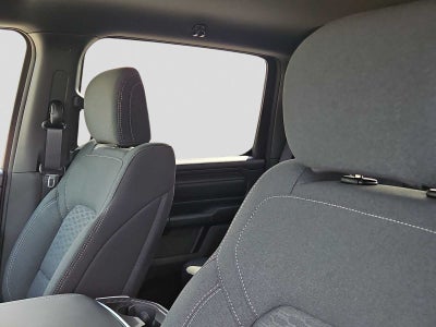 2026 RAM 1500 RAM 1500 EXPRESS CREW CAB 4X4 5'7' BOX
