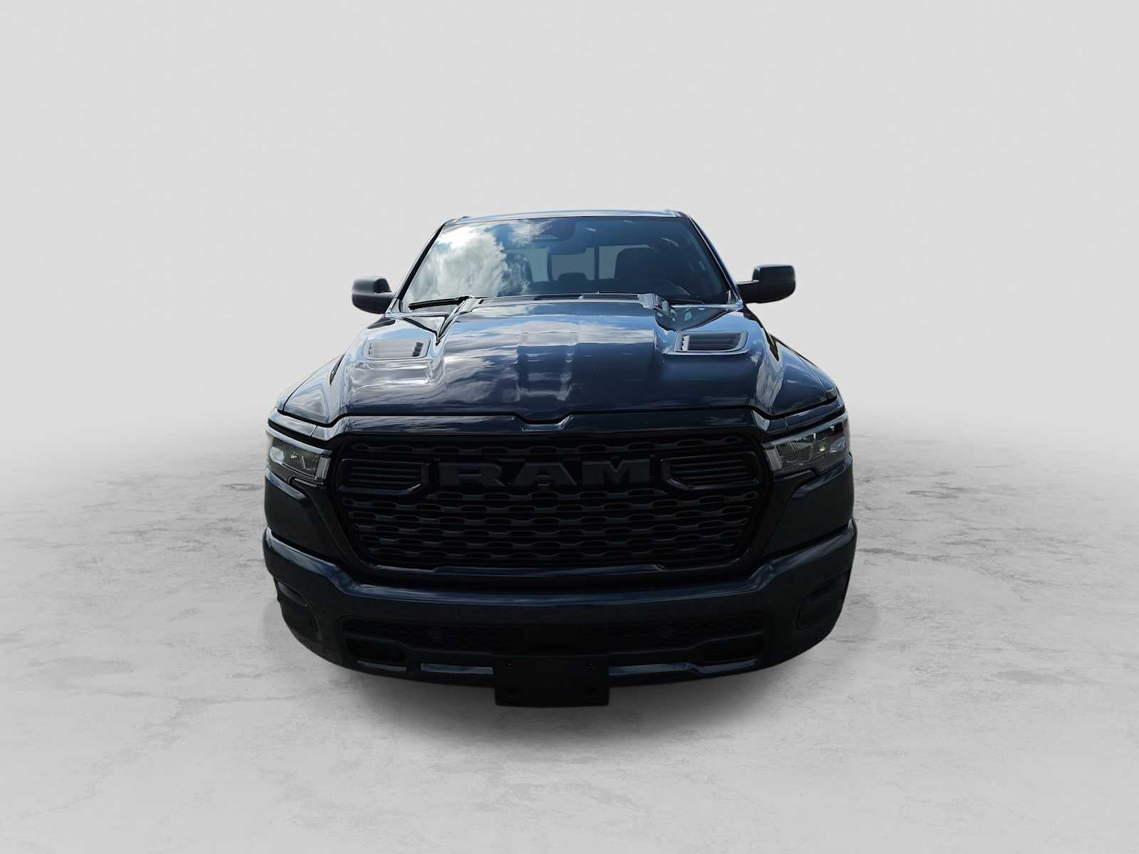 2026 RAM 1500 RAM 1500 EXPRESS CREW CAB 4X4 5'7' BOX