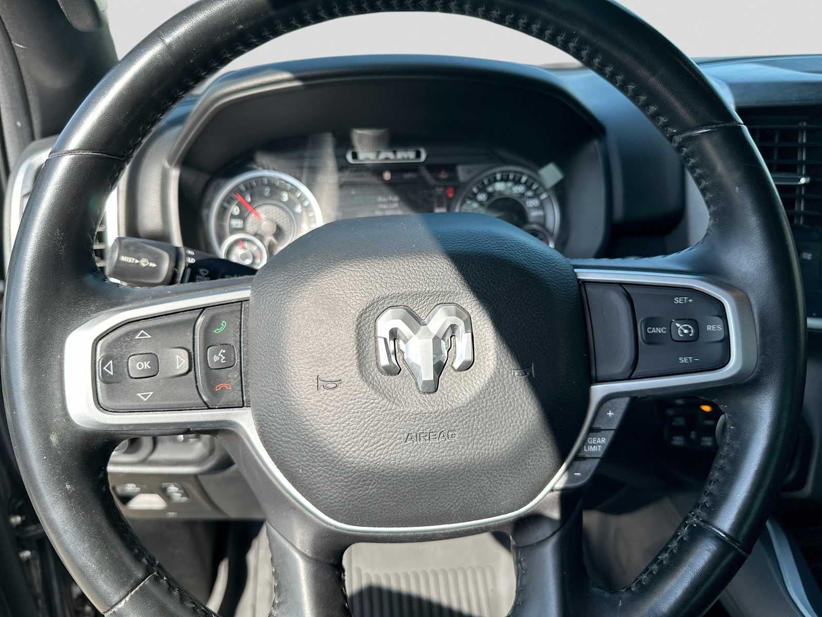 2022 RAM 1500 Big Horn Quad Cab 4x4 6'4' Box