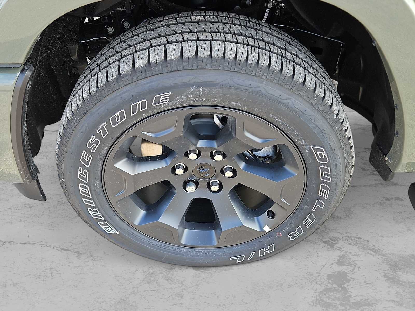 2026 RAM Ram 1500 RAM 1500 LONE STAR CREW CAB 4X4 5'7' BOX