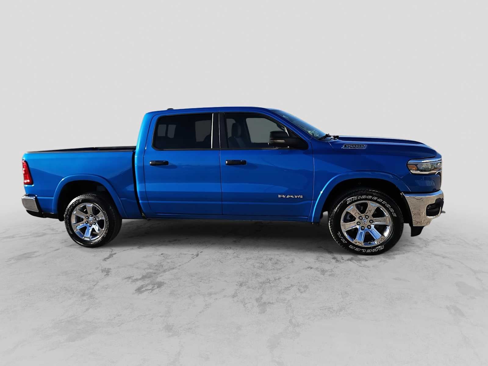 2025 RAM 1500 Lone Star Crew Cab 4x4 5'7' Box