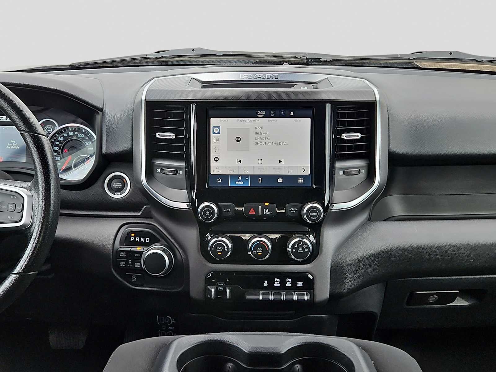 2025 RAM 1500 Lone Star Crew Cab 4x4 5'7' Box