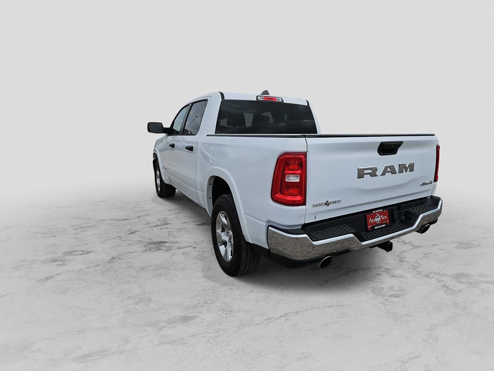 2025 RAM 1500 Lone Star Crew Cab 4x4 5'7' Box