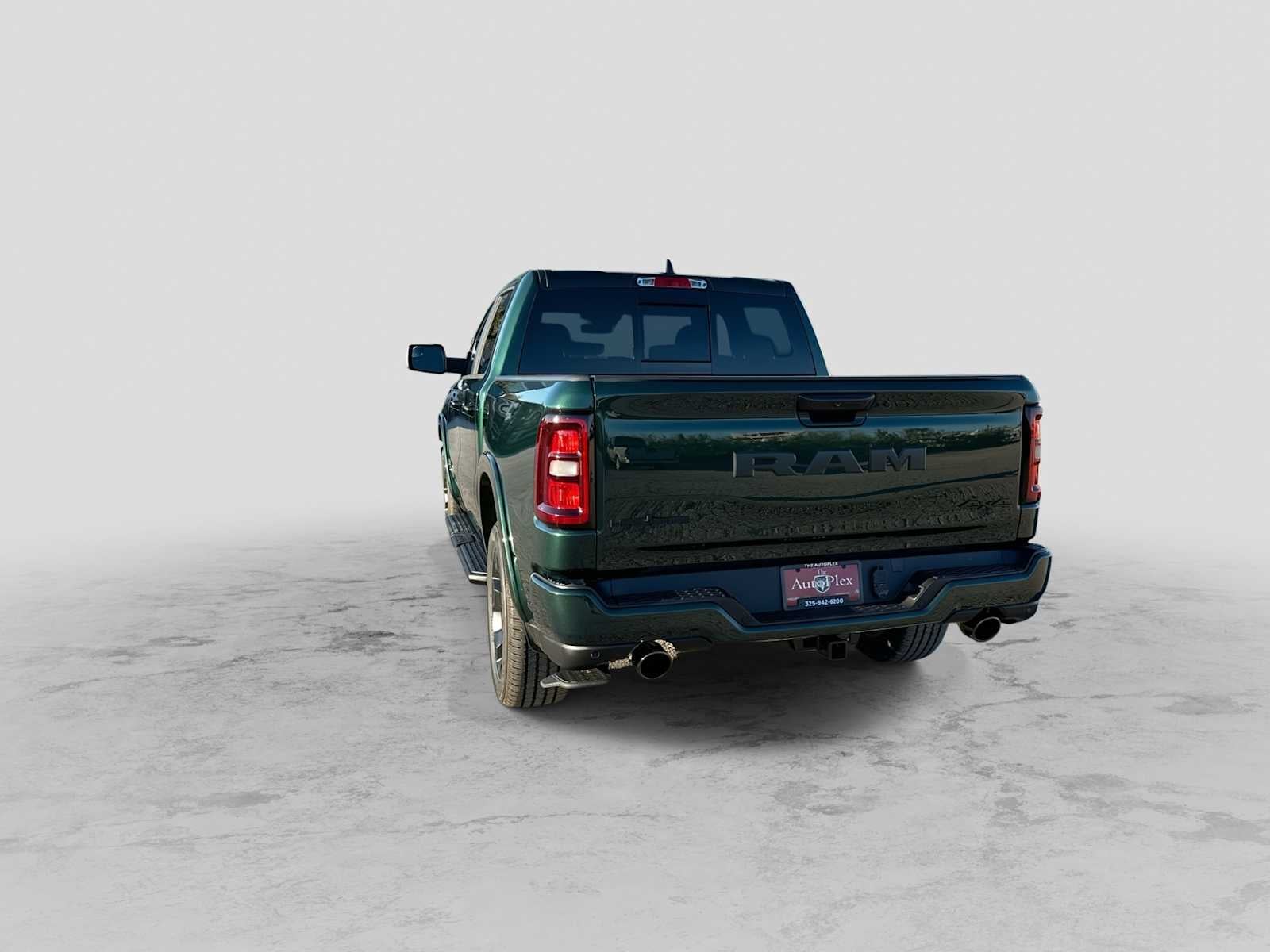2027 RAM 1500 RAM 1500 LONE STAR CREW CAB 4X4 5'7' BOX