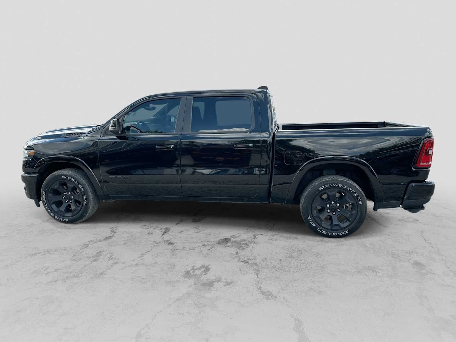 2025 RAM 1500 Lone Star Crew Cab 4x4 5'7' Box