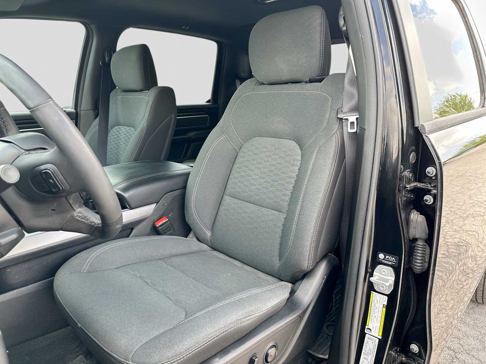 2025 RAM 1500 Lone Star Crew Cab 4x4 5'7' Box