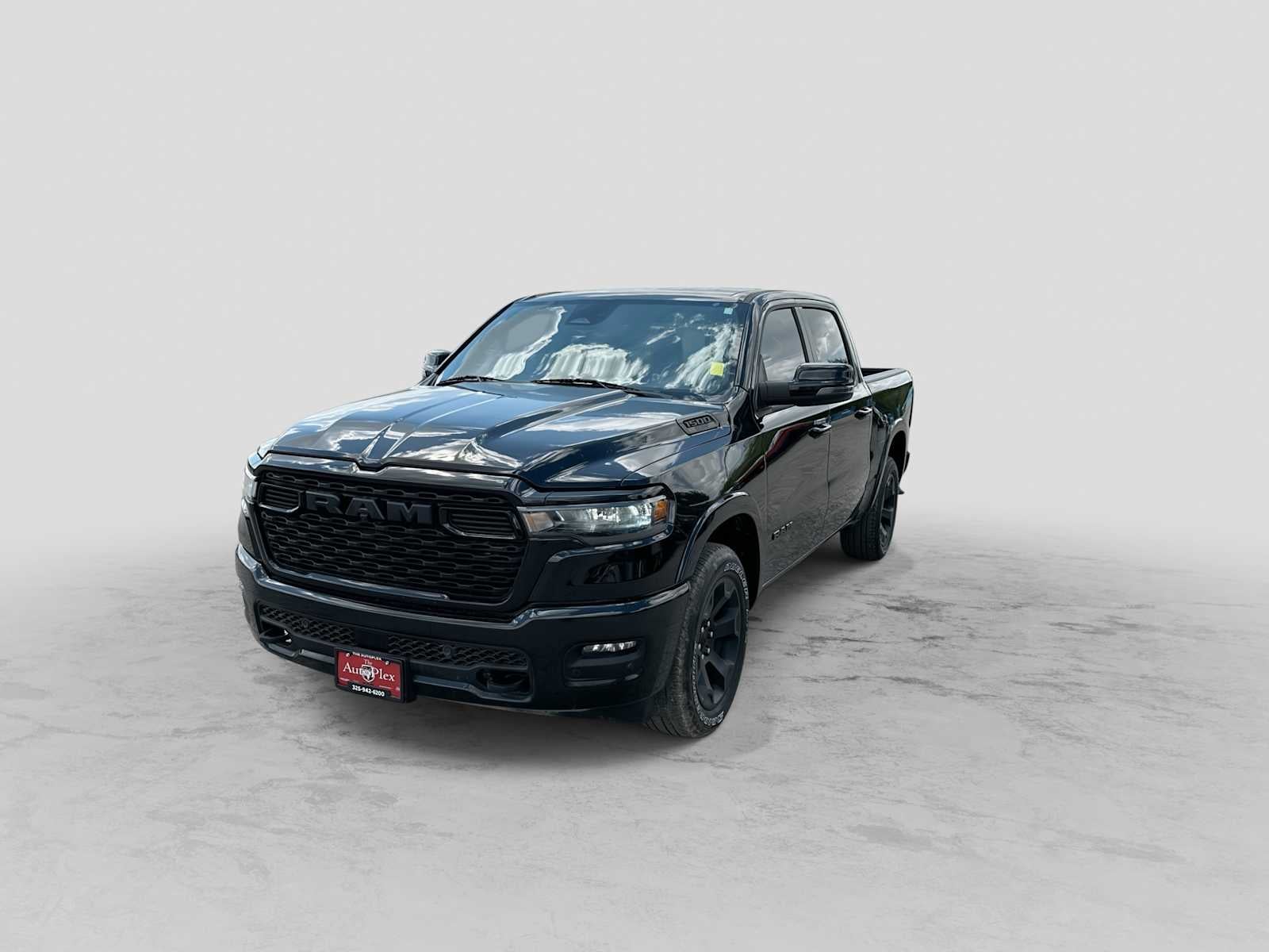 2025 RAM 1500 Lone Star Crew Cab 4x4 5'7' Box