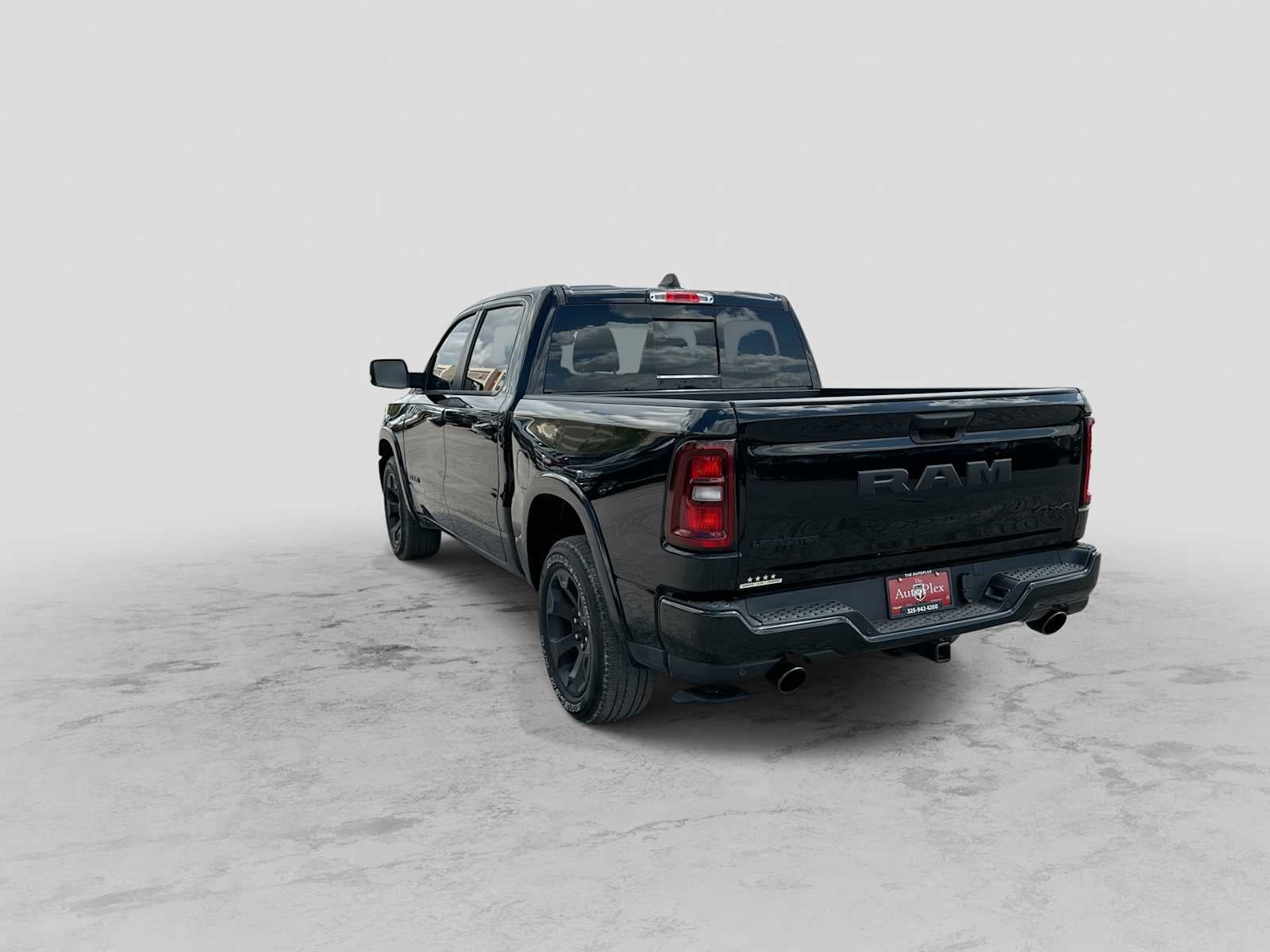 2025 RAM 1500 Lone Star Crew Cab 4x4 5'7' Box