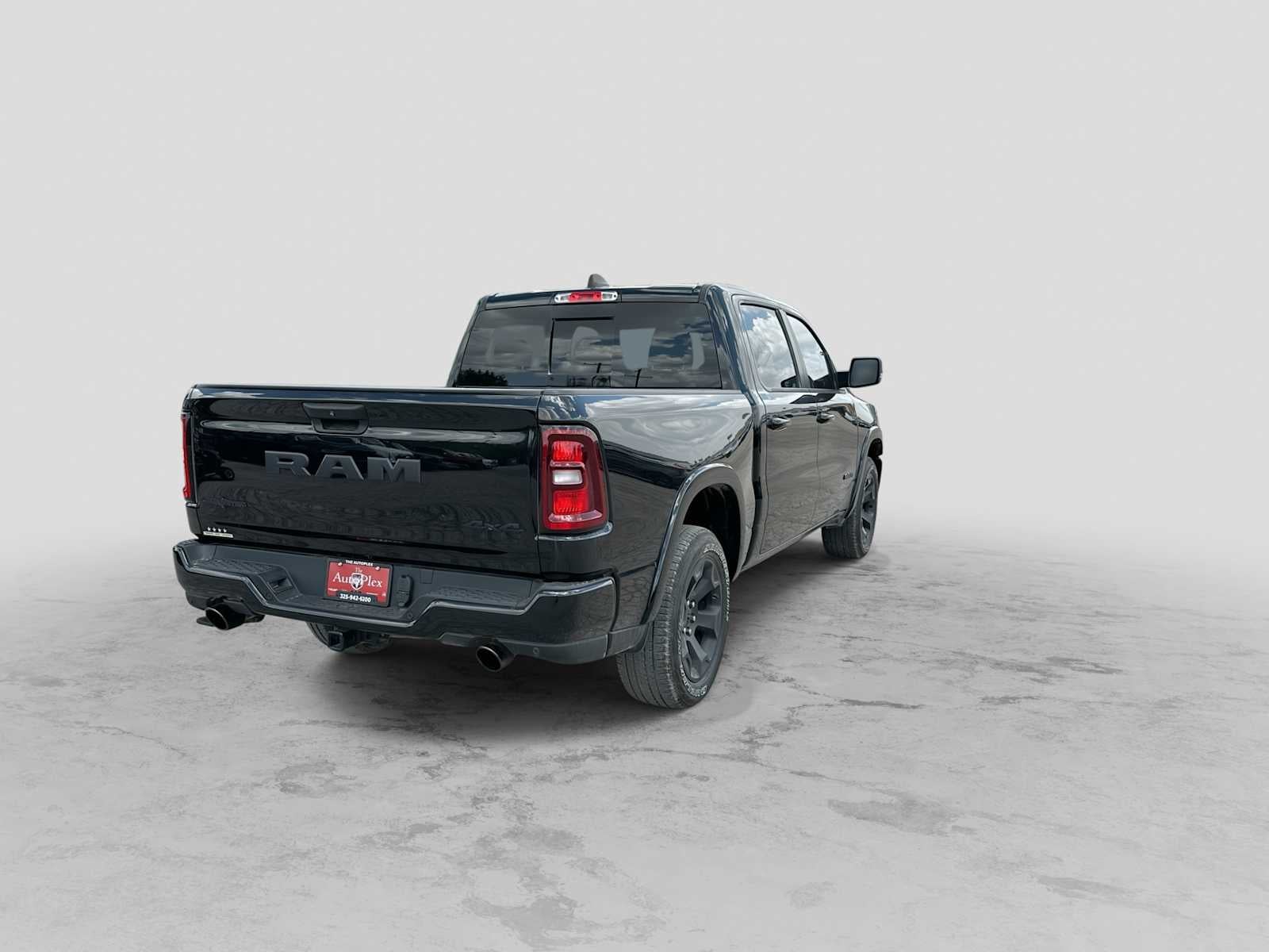 2025 RAM 1500 Lone Star Crew Cab 4x4 5'7' Box