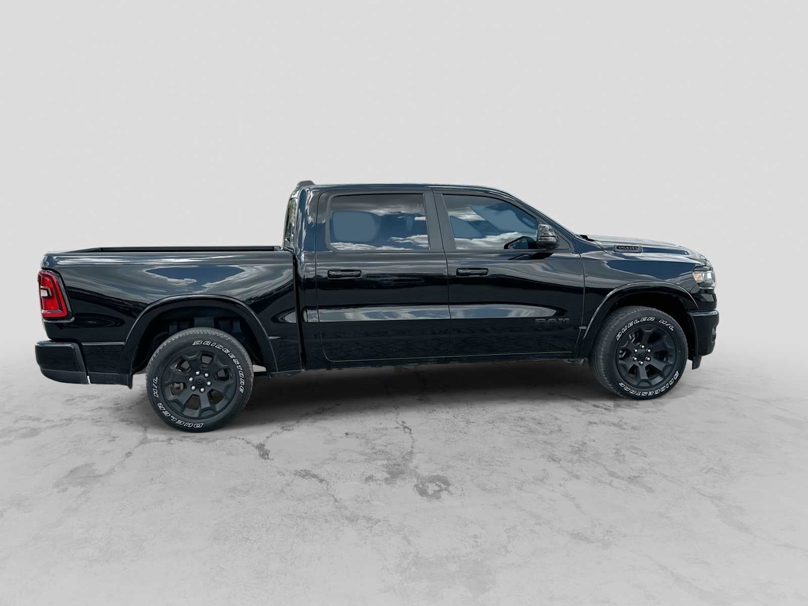 2025 RAM 1500 Lone Star Crew Cab 4x4 5'7' Box