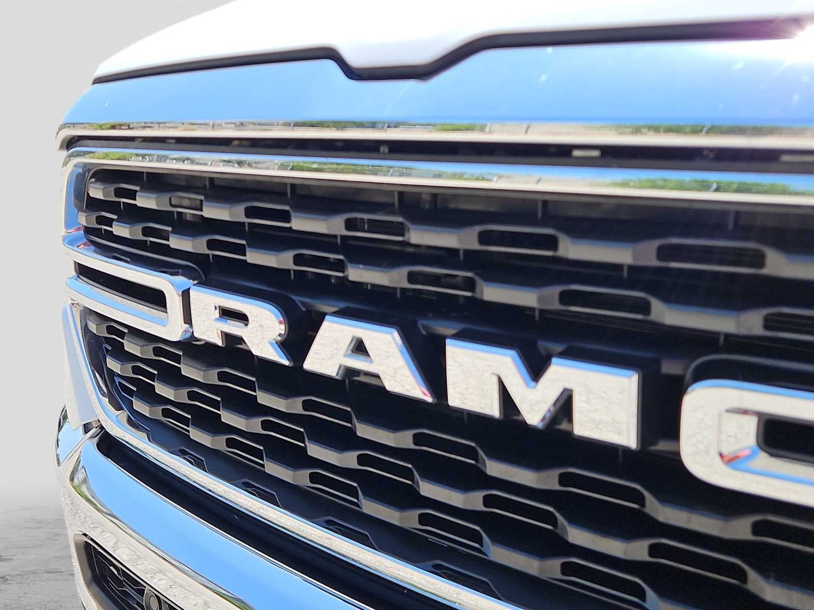2023 RAM 1500 Lone Star Crew Cab 4x4 5'7' Box