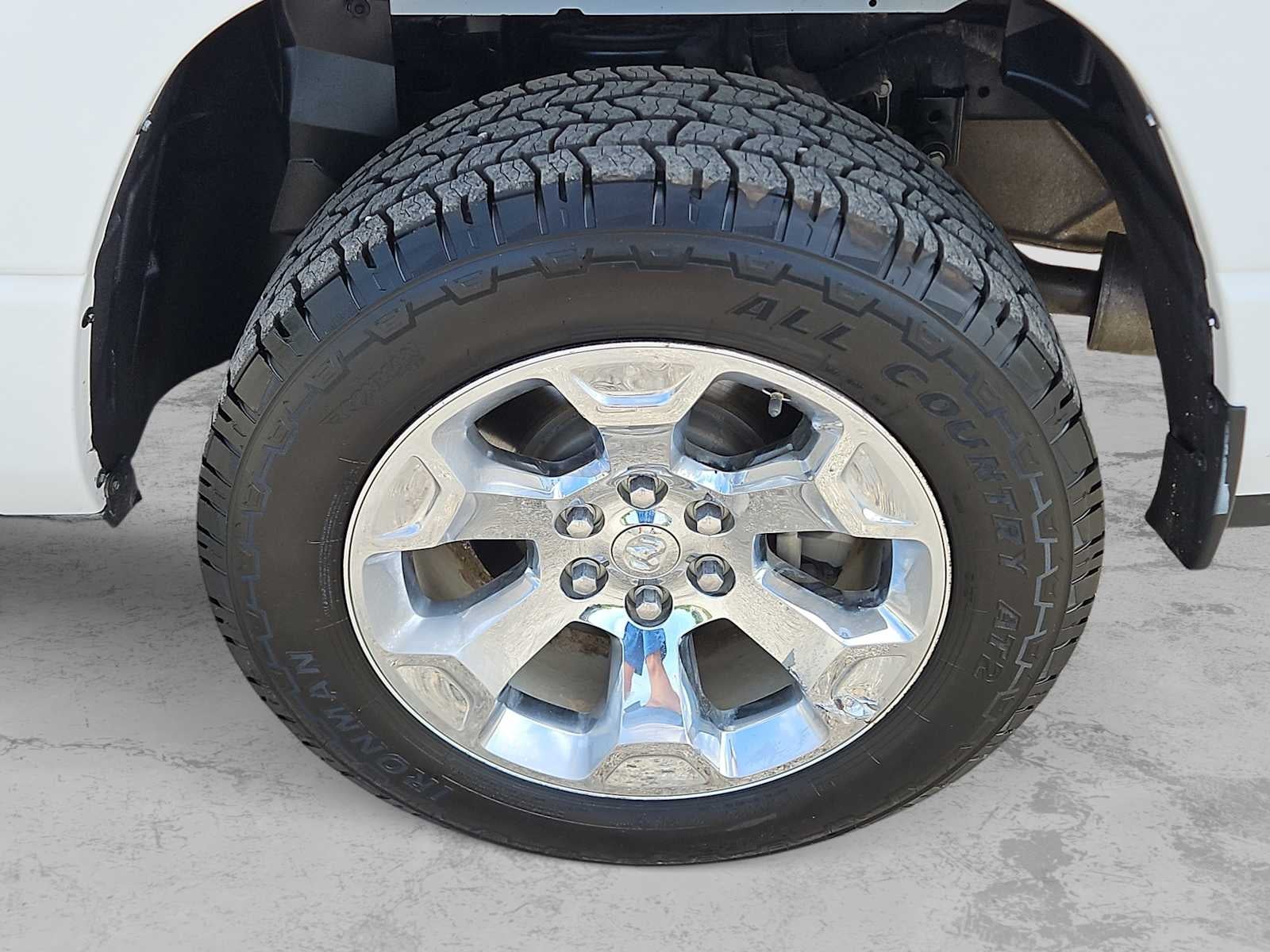 2022 RAM 1500 Big Horn Crew Cab 4x4 5'7' Box
