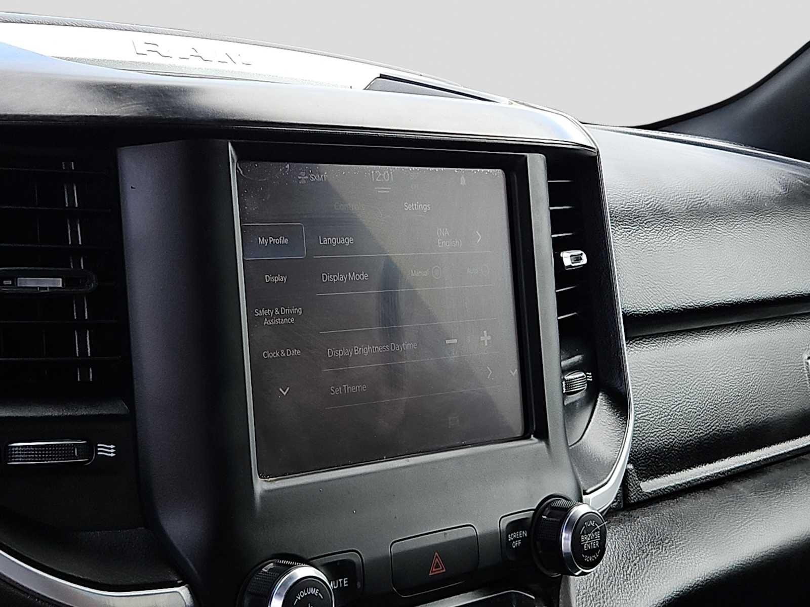 2022 RAM 1500 Big Horn Crew Cab 4x4 5'7' Box