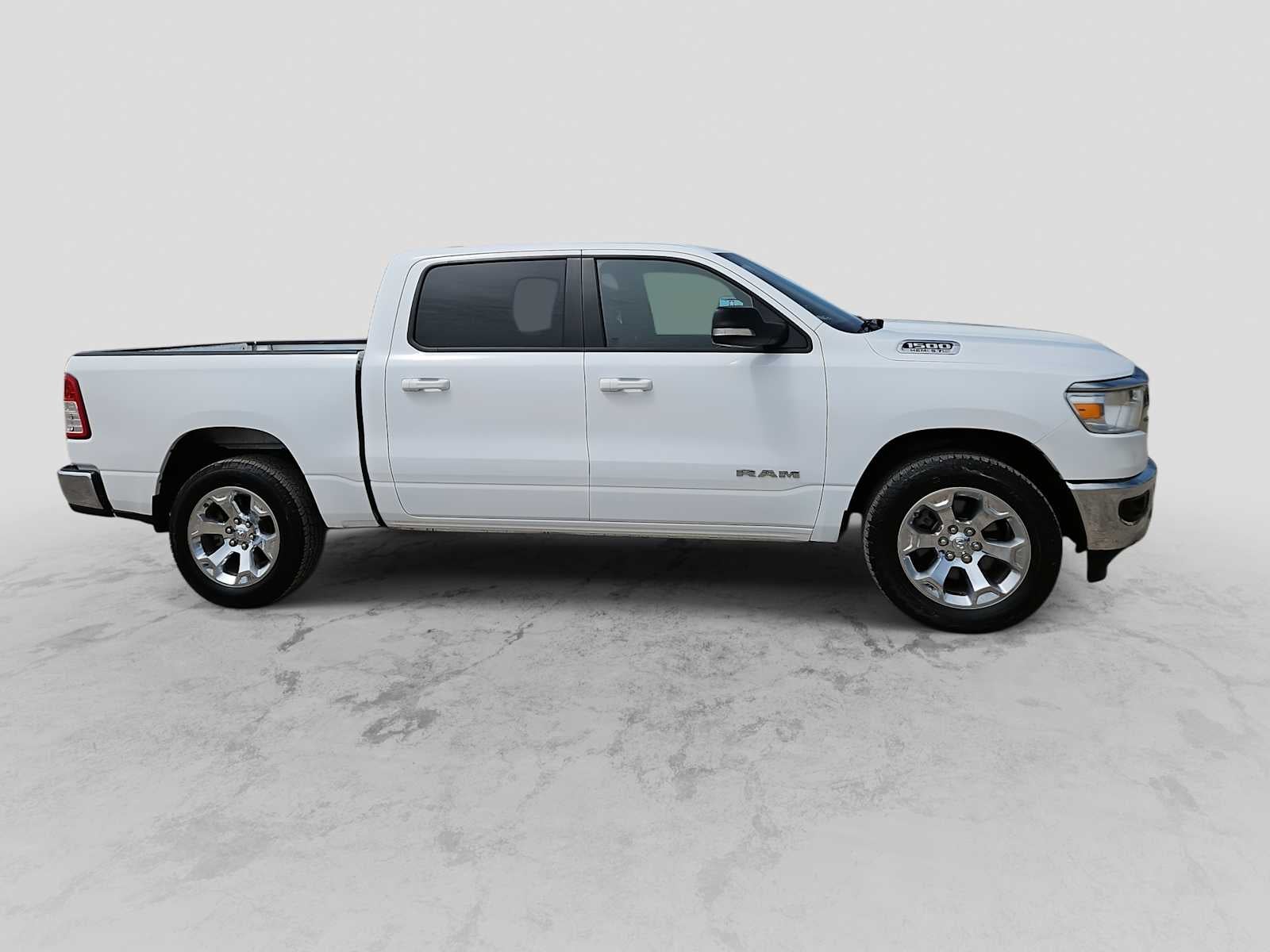 2022 RAM 1500 Big Horn Crew Cab 4x4 5'7' Box