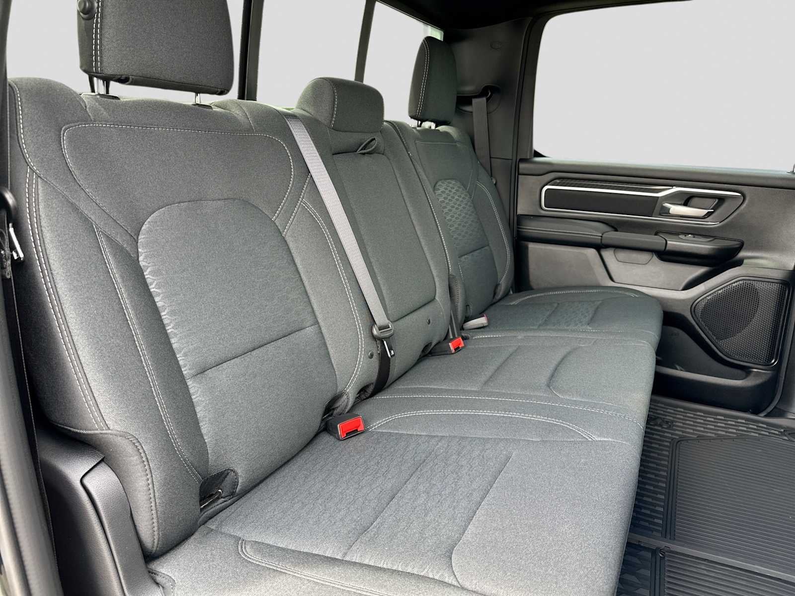 2026 RAM 1500 RAM 1500 LONE STAR CREW CAB 4X4 5'7' BOX