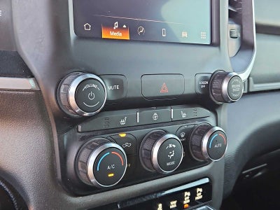 2022 RAM 1500 Lone Star 4x4 Crew Cab 57 Box