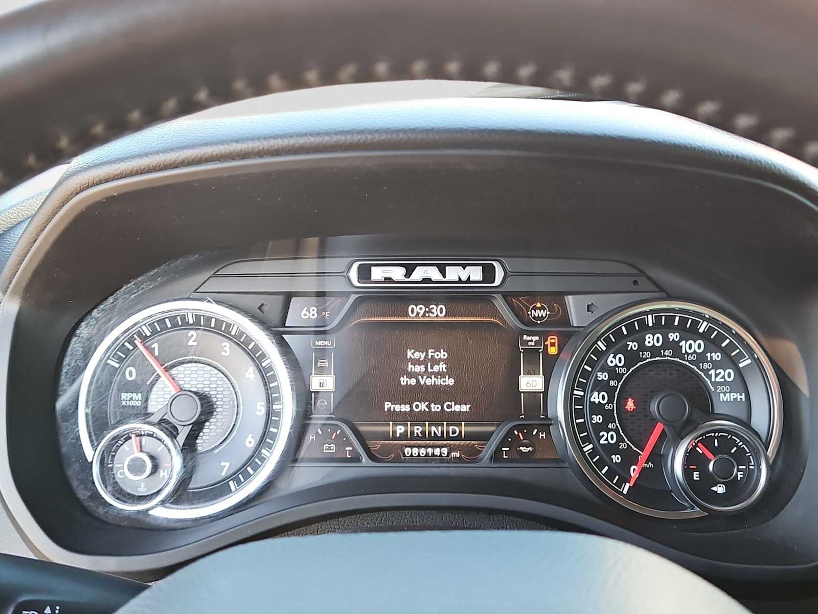 2022 RAM 1500 Lone Star 4x4 Crew Cab 57 Box