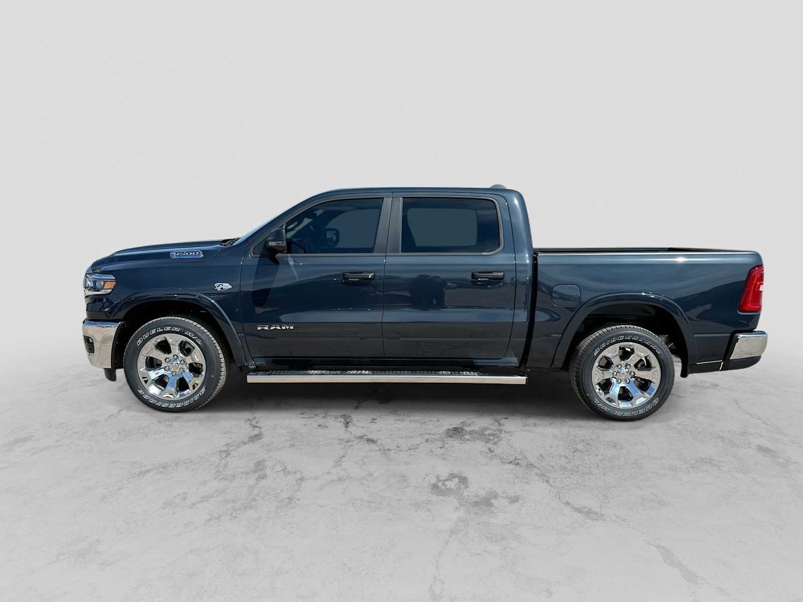 2026 RAM 1500 RAM 1500 LONE STAR CREW CAB 4X4 5'7' BOX