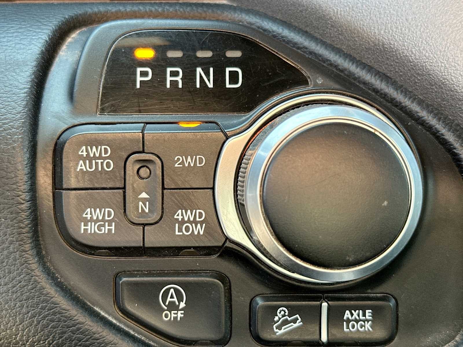 2020 RAM 1500 Lone Star Crew Cab 4x4 5'7' Box