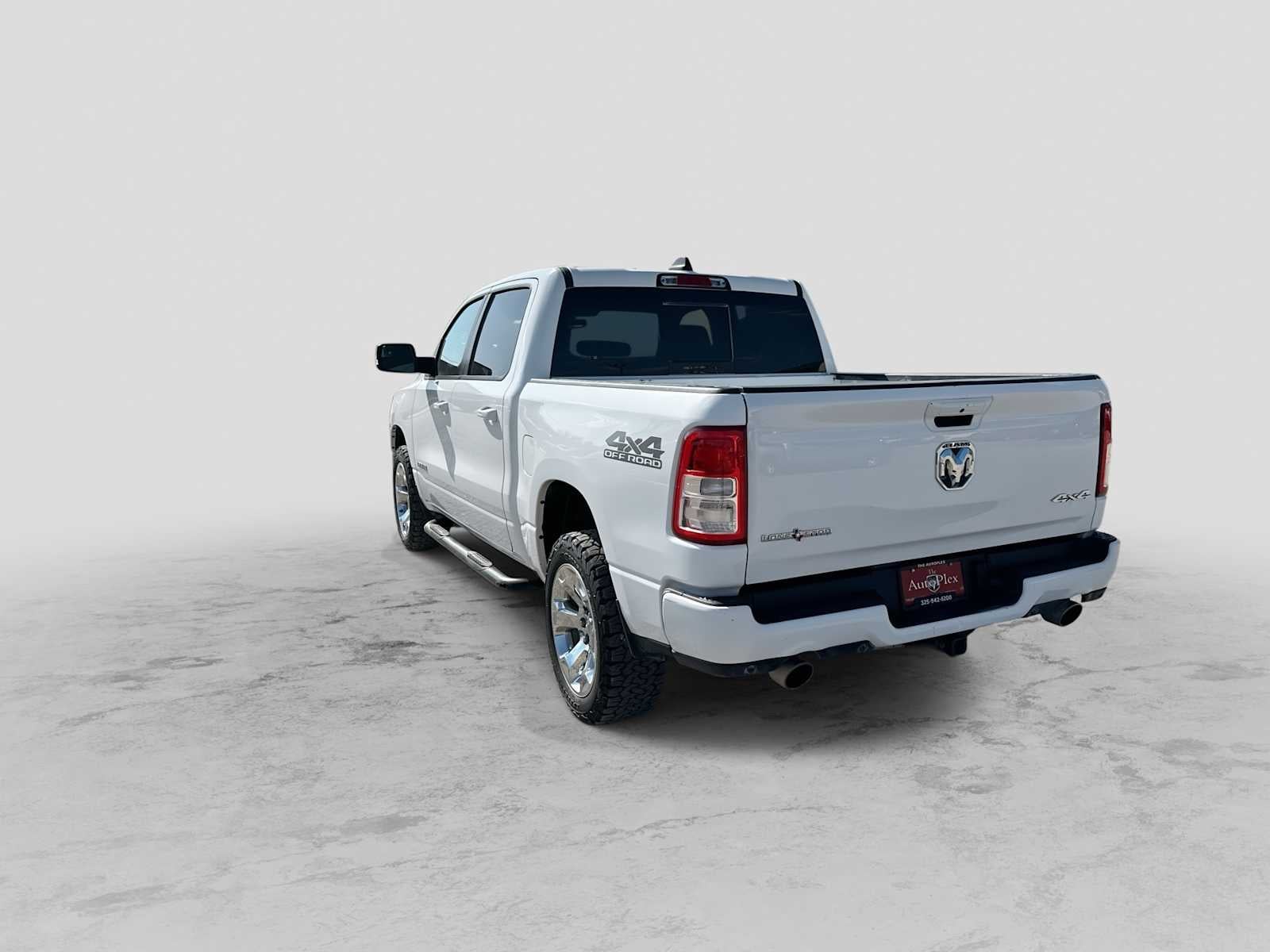 2020 RAM 1500 Lone Star Crew Cab 4x4 5'7' Box