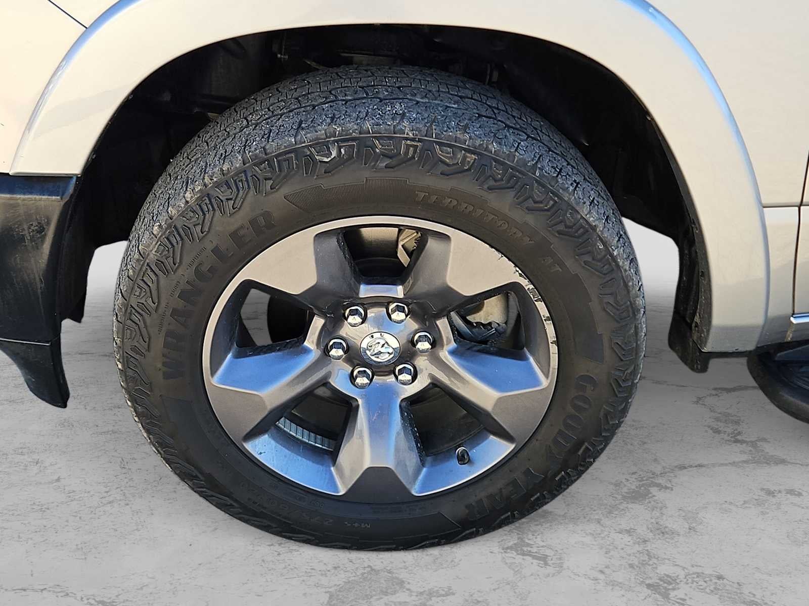 2021 RAM 1500 Lone Star Crew Cab 4x4 5'7' Box