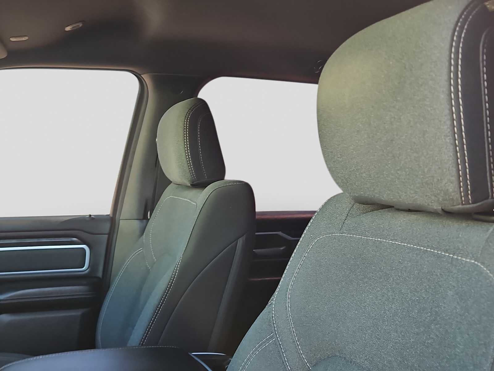 2020 RAM 1500 Lone Star Crew Cab 4x4 5'7' Box