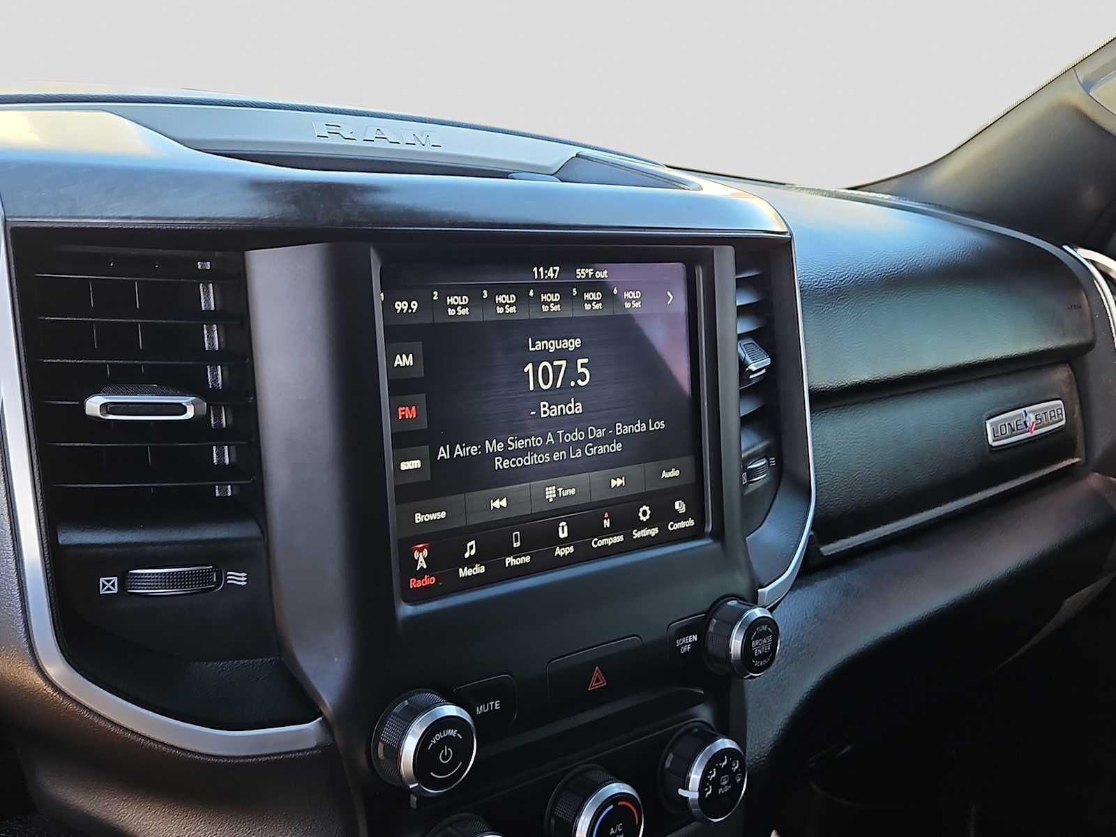 2020 RAM 1500 Lone Star Crew Cab 4x4 5'7' Box