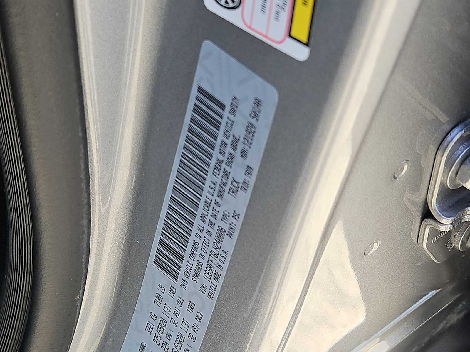 2020 RAM 1500 Lone Star Crew Cab 4x4 5'7' Box