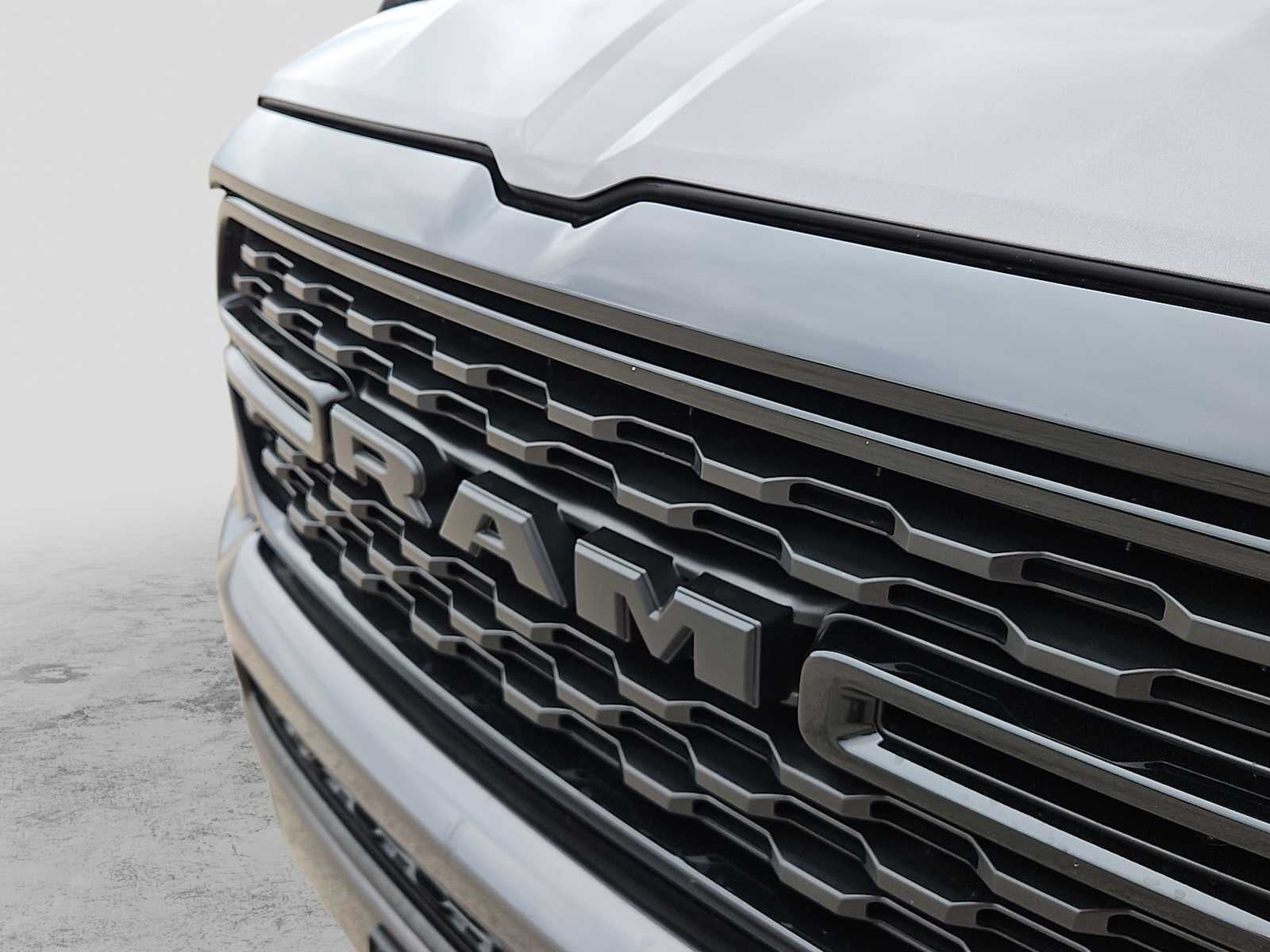 2023 RAM 1500 Lone Star Crew Cab 4x4 5'7' Box