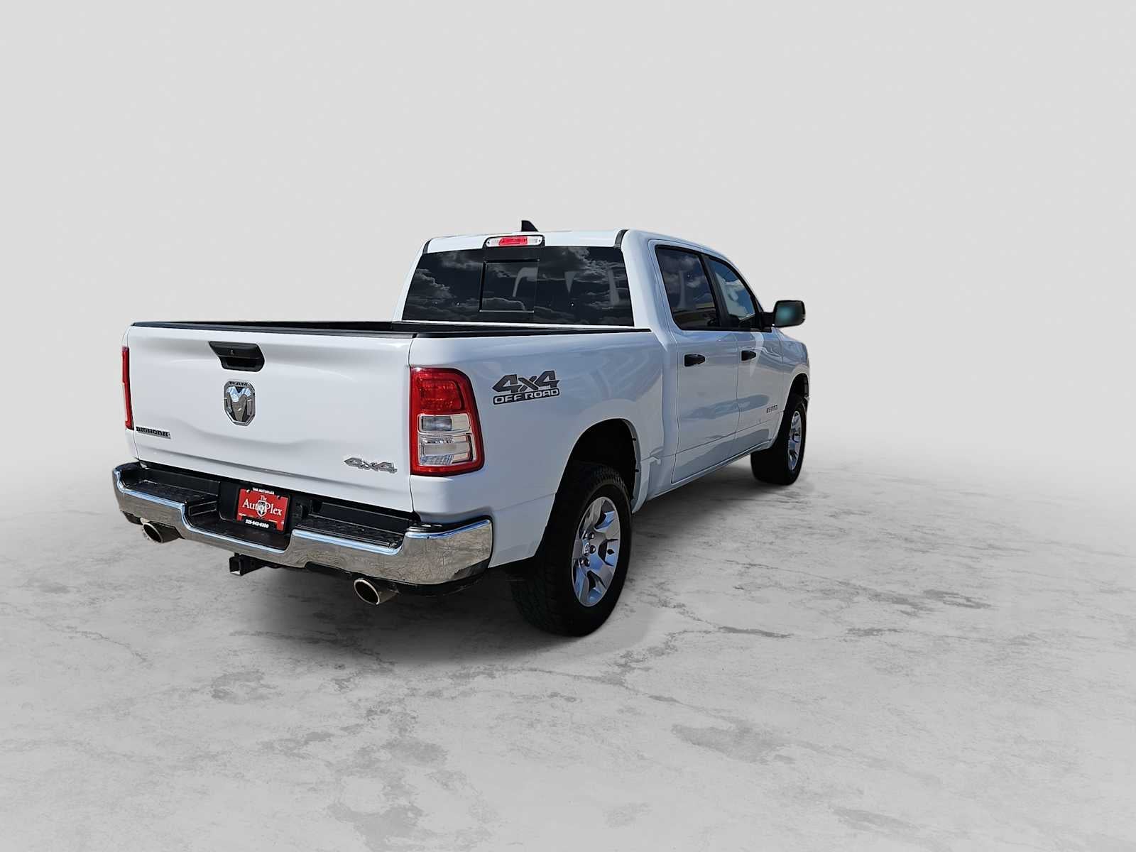 2023 RAM 1500 Big Horn Crew Cab 4x4 5'7' Box