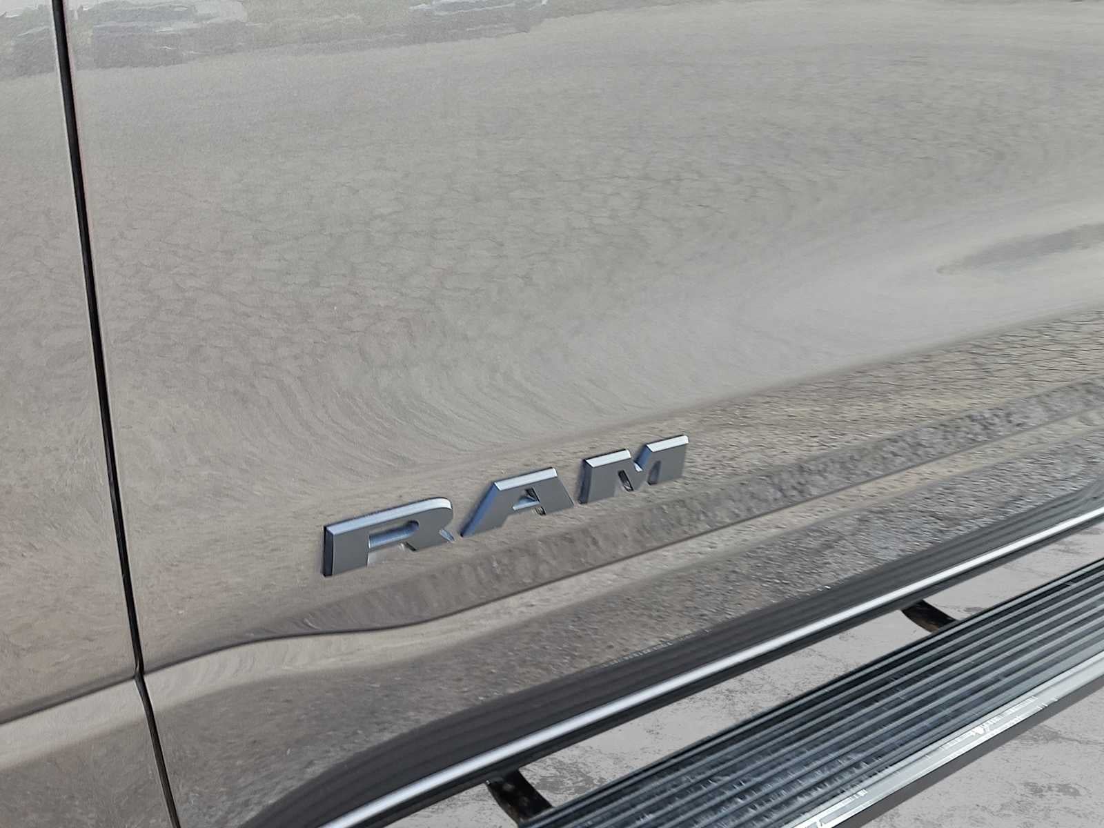 2020 RAM 1500 Lone Star Crew Cab 4x4 5'7' Box