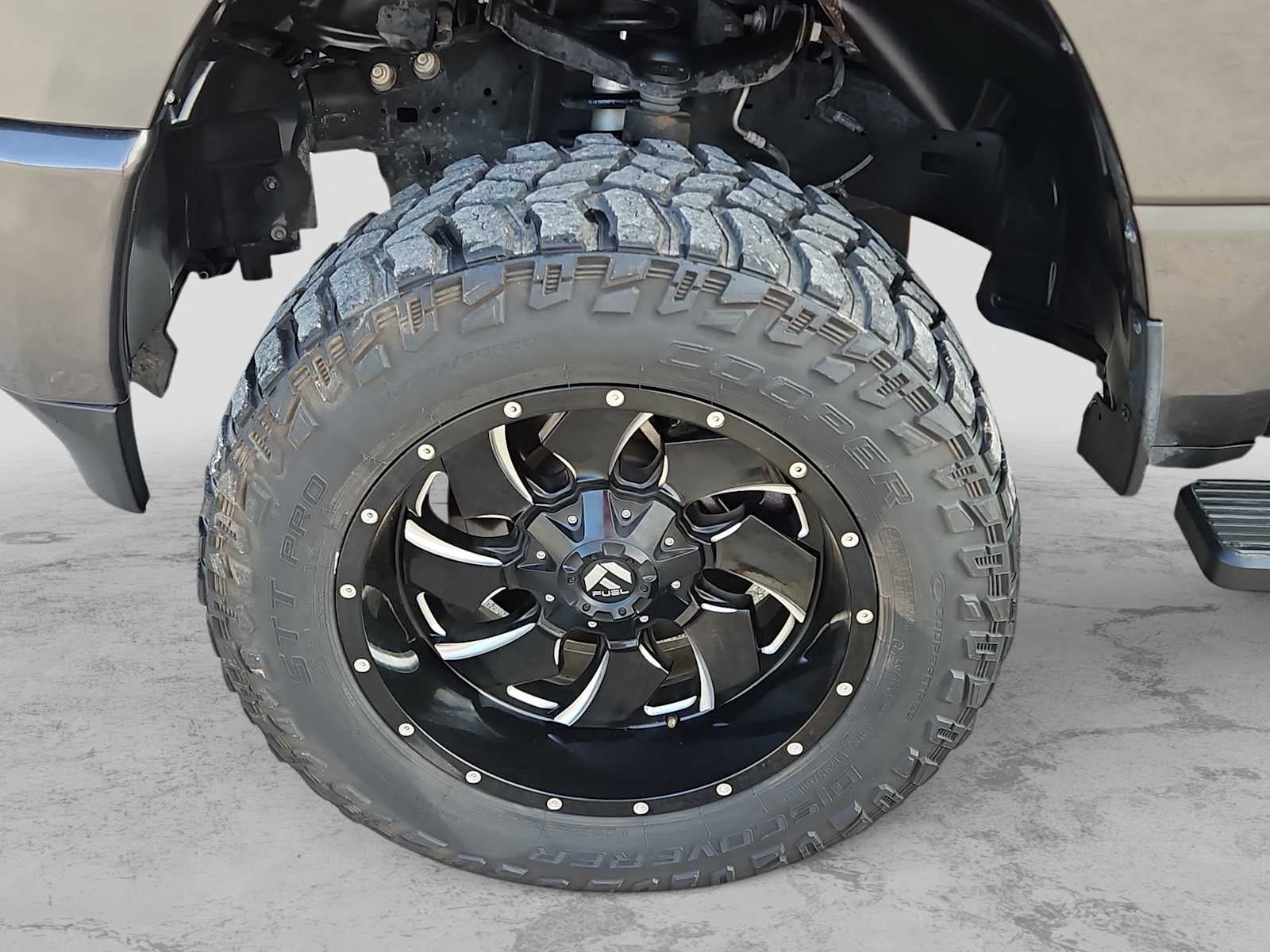 2020 RAM 1500 Lone Star Crew Cab 4x4 5'7' Box