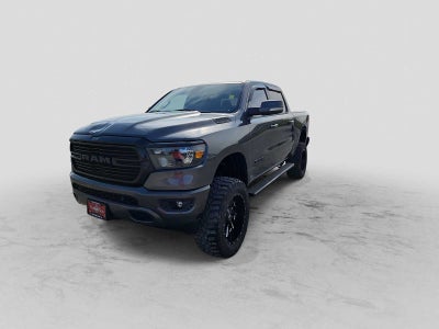 2020 RAM 1500 Lone Star Crew Cab 4x4 5'7' Box